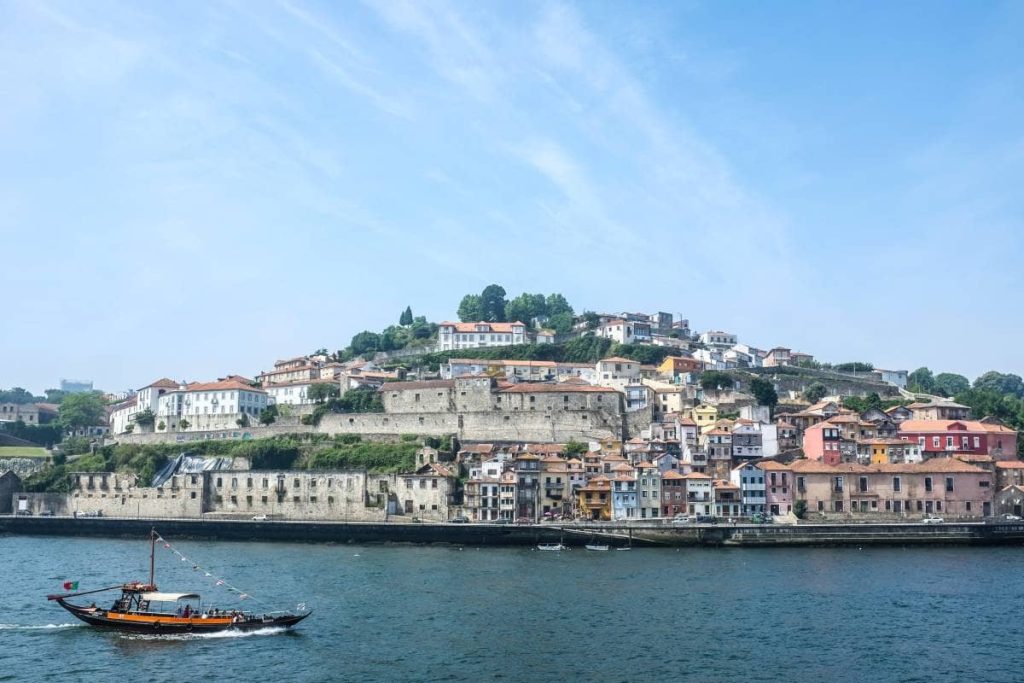 vila nova de gaia cheap places in portugal